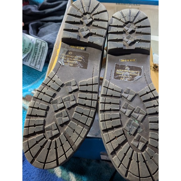 Boots - Picture 5 of 5